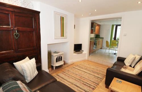 Castleton House | Mill Bridge Cottage