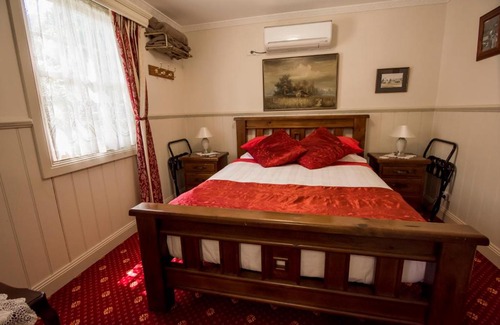 Walhalla Cabin | Mill house