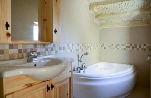Santu Pietru Villa | Mill House