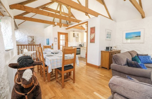 Saint Erth Praze Cottage | MILL, pet friendly, character holiday cottage in Porthleven