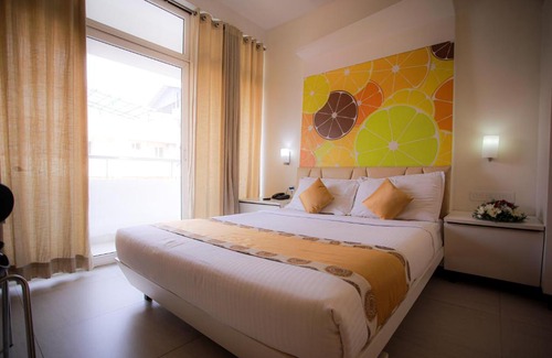 Shenoys Hotel | Millennium Continental