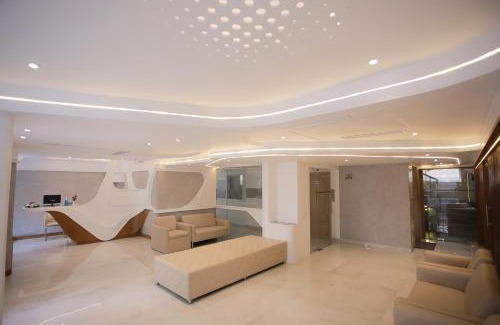 Shenoys Hotel | Millennium Continental