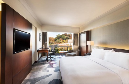 Hoehyeon-dong Hotel | Millennium Hilton Seoul