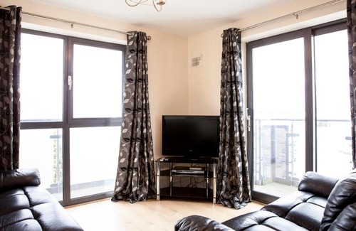 Cheltenham Apartment | Millennium Plaza by SWA