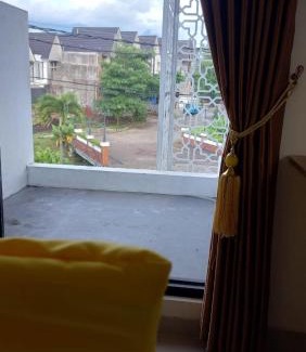 Dinoyo House | MILLI Home - Family Home Stay