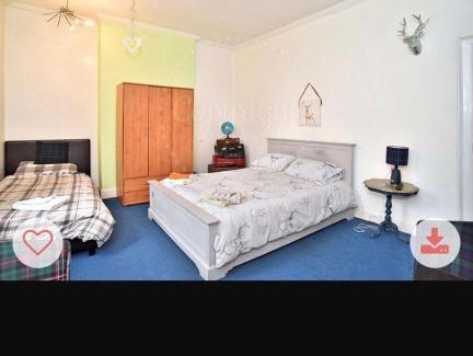 Laurencekirk Bed & Breakfast | Millie and Babas room 2