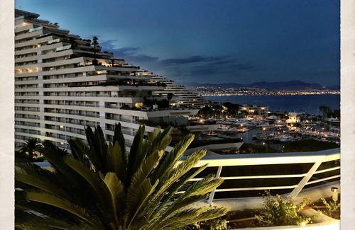 Villeneuve Loubet Beach Condo | Million dollar view :100 Sq m plus terrace with private jacuzzi
