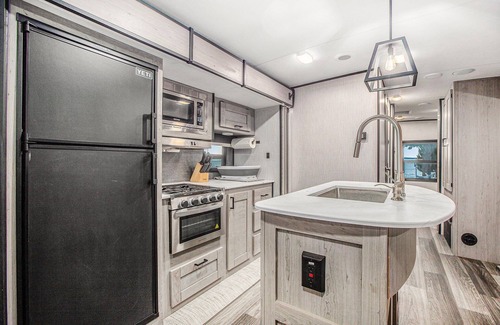 Traverse City House | Million Dollar Views: Bayshore Beach House w/Opt. RV Pads, Beach Firepit & More