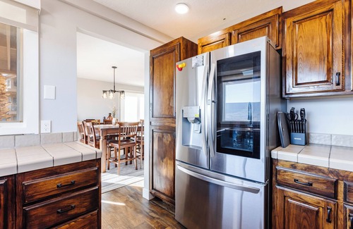 St. George Condo | MILLION DOLLAR VIEW! nCome stay in our beautifully updated condo.