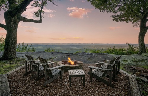 Menlo House | Million Dollar View of Mountains and Valley!