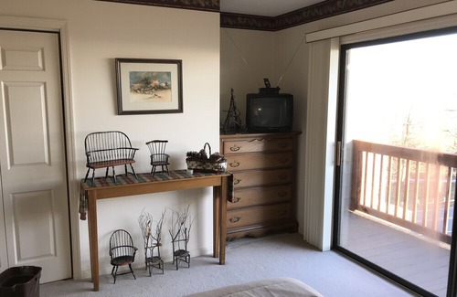 Tryon Condo | Million dollar view-"The Brow" condo on White Oak Mountain near Tryon & TIEC