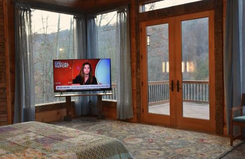 Gatlinburg Apartment | Million Dollar View