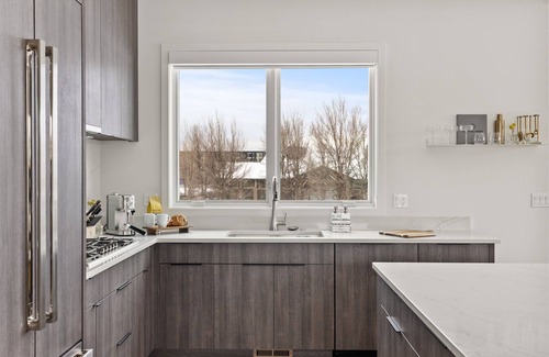 Southern Crossing House | Millpointe Main 3.0 - Luxury Meets Location: Sauna, Cold Plunge, Concerts nearby