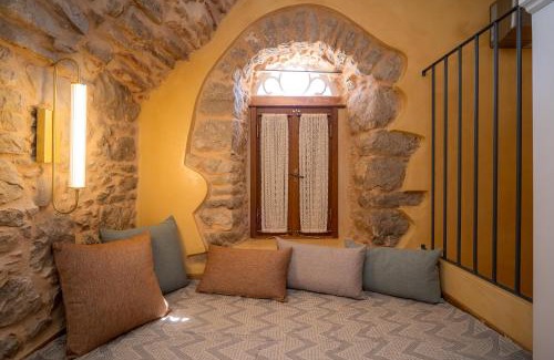 Agios Georgios Sykousis Apartment | Mills Residence