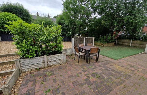 Milnrow Apartment | Milne Apartment 1