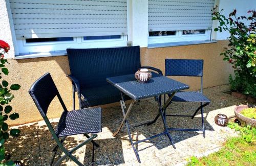 Historic Downtown Apartment | Milonia 3
