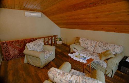 Telavi House | Milorava's Guest House & Wine Cellar