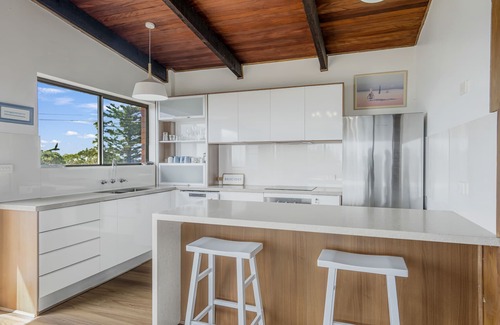 Port Macquarie Apartment | Milton 5 - Top Floor unit with amazing views!
