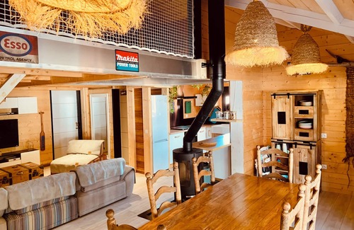 Mimizan-Plage Ski Chalet | Mimizan plage, atypical wooden chalet, perfect for a getaway!