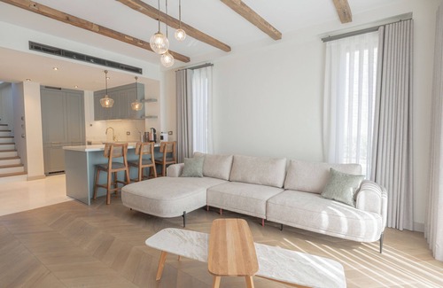 Ortakent Villa | Mimosa Mansions