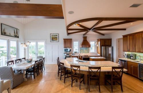 Gulf Trace House | Mimosa Mornings