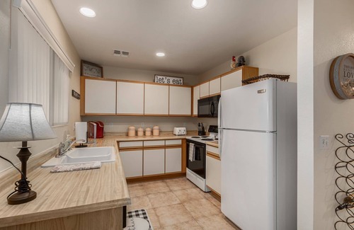 East Mesa House | Min 30 day stay . INQUIRE within.