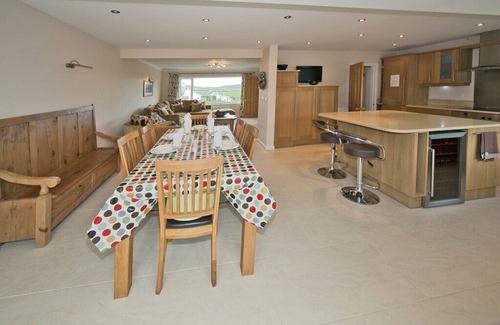 Abersoch Cottage | MIN Y NANT, pet friendly, country holiday cottage in Abersoch