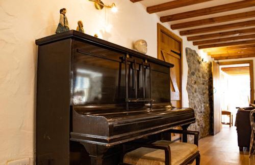 Newport House | Minafon
