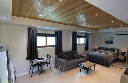 Mindarie Apartment | Mindarie Beachside Studio in the coastal suburb of Mindarie, close to the Marina