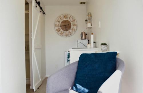 Te Puna House | Minden Meadows Retreat