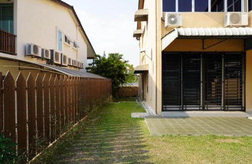 Gelugor House | Minden Stay