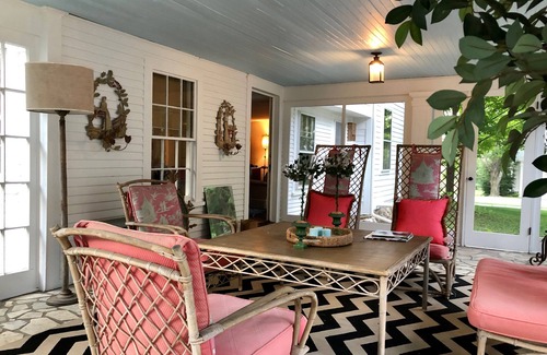 Manchester House | Miner Cottage-Historic Antique Home just steps from the Equinox Resort