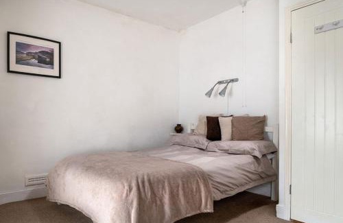 Rhiwbryfdir House | Miners Cottage