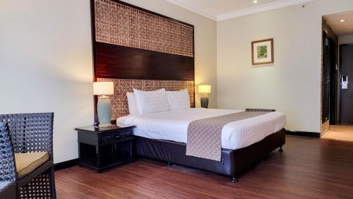 Seri Kembangan Resort | Mines Beach Resort Hotel
