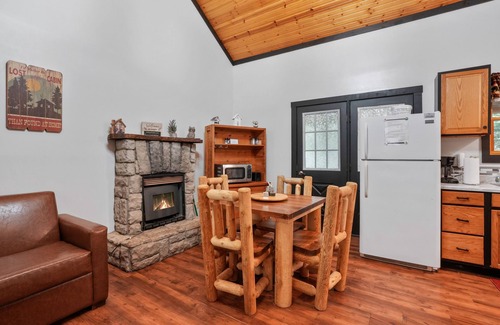 Rockbridge Cabin | Mingo Cabin at Big Pine Retreat
