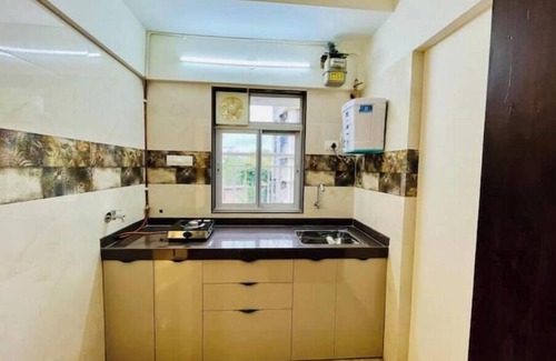 Kandivali East Apartment | Mini Apartment with Kitchenette at Malad West