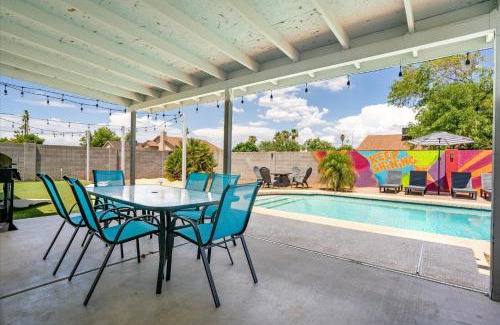 Chandler House | Mini Golf Fire Pit Pool Game Room
