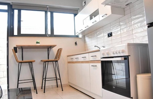 Ayioi Asomatoi House | Mini n' Cozy Polles Elies