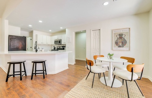Simpsonville House | Mini Putting Green & Pool Access: Simpsonville Gem