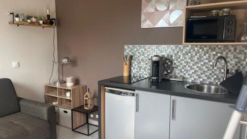 Mery-sur-Oise Bed & Breakfast | Mini studio et espace extérieur