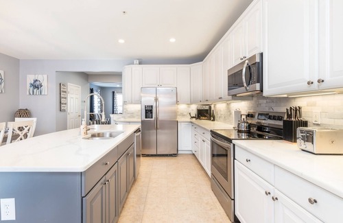 Sunset Island House | Mini-week stays now available! Sunset Island 33 Sunset Island Drive