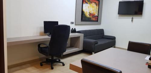 Palaio Faliro Apartment | Minimal Studio in Paleo Faliro