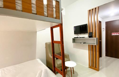 Bekasi Timur Apartment | Minimalist and Homey Studio at Transpark Juanda Bekasi Timur Apartment By Travelio