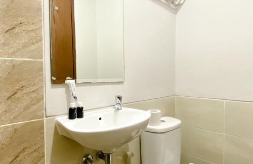 Bekasi Timur Apartment | Minimalist and Homey Studio at Transpark Juanda Bekasi Timur Apartment By Travelio