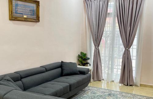 Kuala Terengganu House | Minimalist Cozy Home (RJ Prima 2 - UniSZA, UMT)