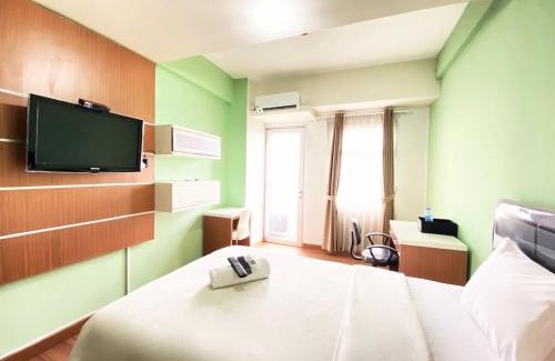 Cileunyi Apartment | Minimalist Studio Apartment at Oxford Jatinangor By Travelio