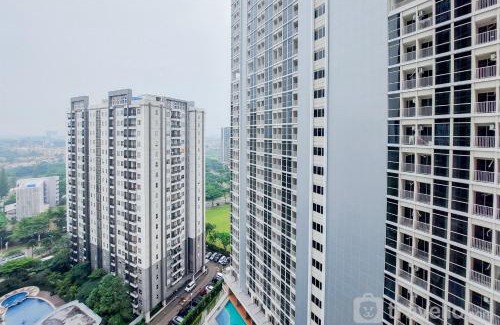 Pinang Apartment | Minimalist Studio Room near Campus at Pacific Garden Alam Sutera Apartment By Travelio