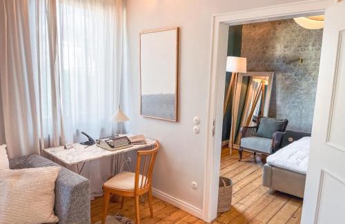 Neuendorf Apartment | Minimalus Koblenz Apartment I mit Whirlpool