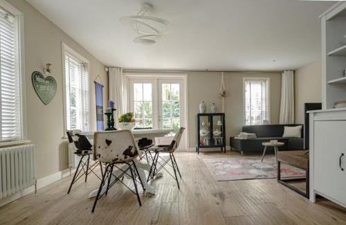 Bergen House | Minime
