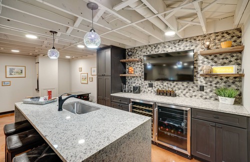 Southwest Minneapolis House | Minneapolis Vacation Rental ~ 8 Mi to Downtown!